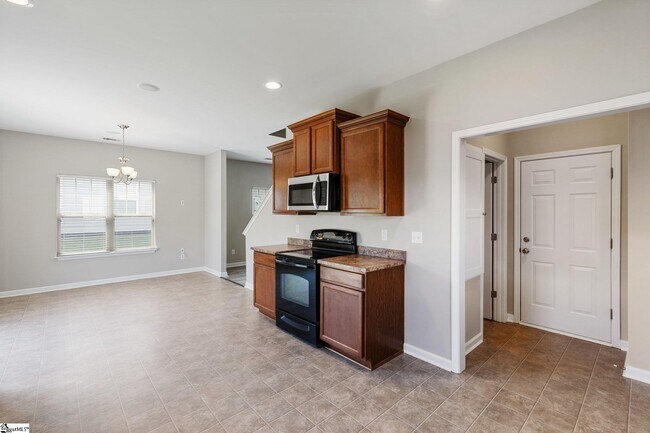 Building Photo - 313 Rivers Edge Cir