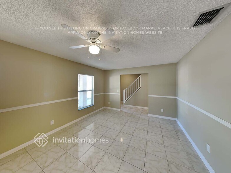 Building Photo - 709 Sandy Creek Dr
