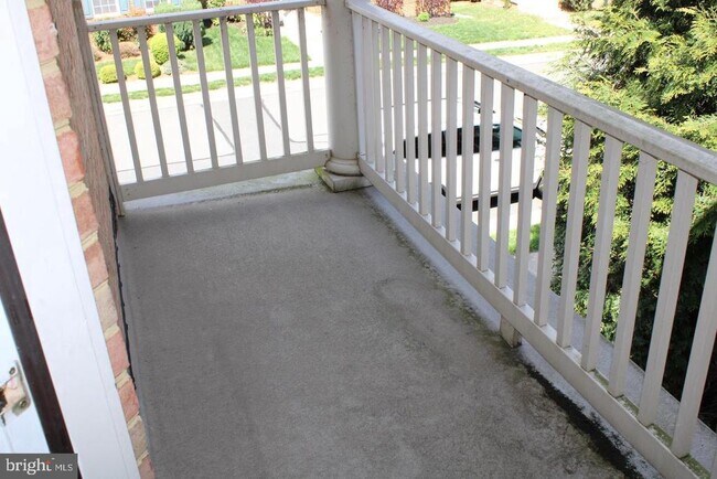 Building Photo - 41833 Bristow Manor Dr