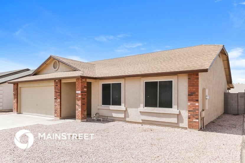 Building Photo - 422 N 110th St