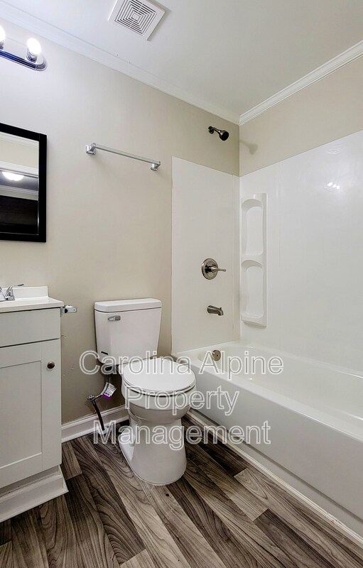 Building Photo - 1029 Caldwell St