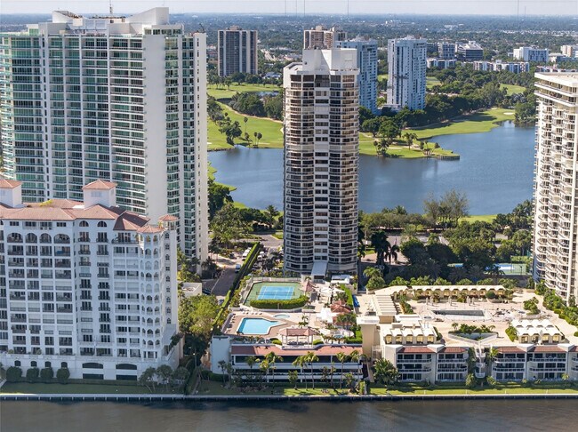 Building Photo - 20185 E Country Club Dr