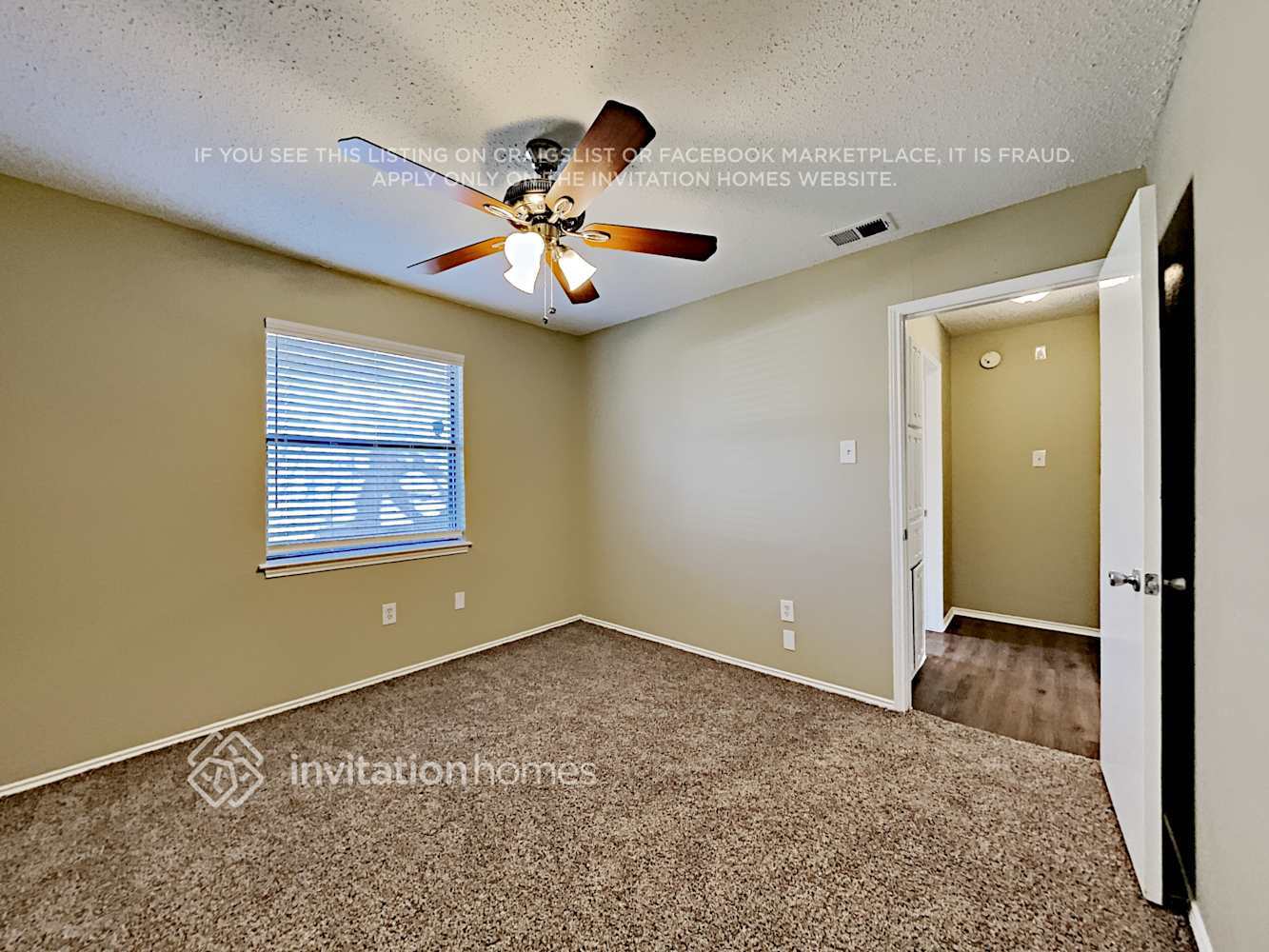 Building Photo - 3200 Whisper Wood Ct