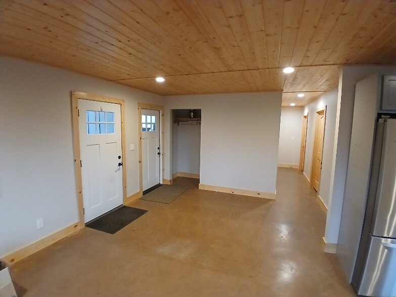 Building Photo - 4020 Pennock St