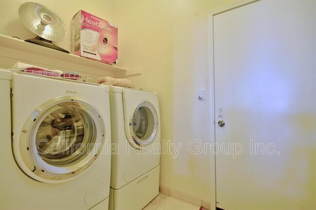 Building Photo - 23344 Stone Ridge Dr