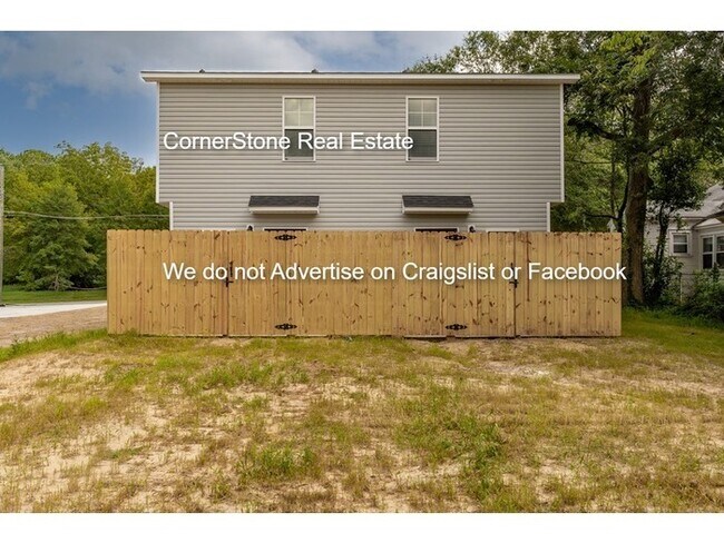 Building Photo - Move in special ($500 off first month's rent)