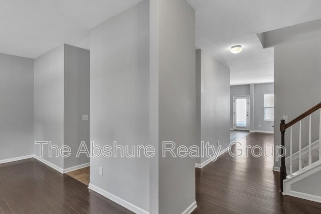 Building Photo - 3817 Althorp Drive