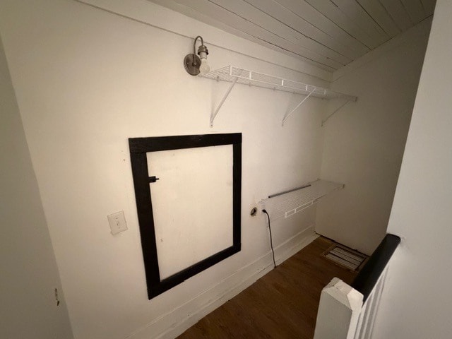 Extra storage at end of hallway - 1112 E Duffy St