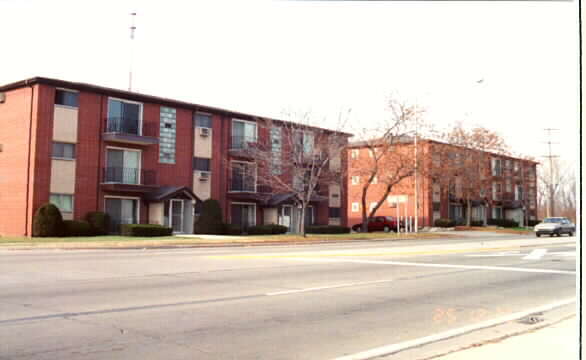 Primary Photo - 10210-10220 S Ridgeland Ave
