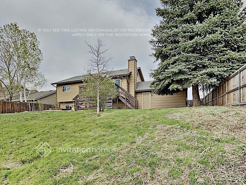 Building Photo - 6003 S Perth St