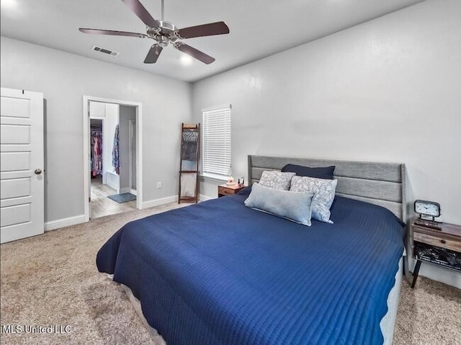 Building Photo - 5065 Fairbury Way