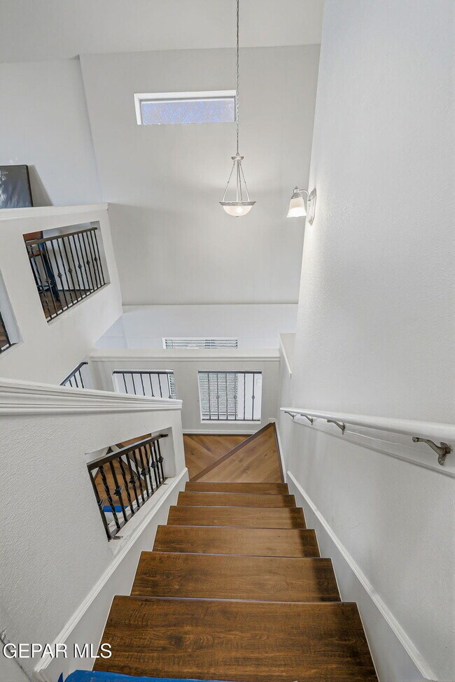 Building Photo - 4613 Al Hernandez St