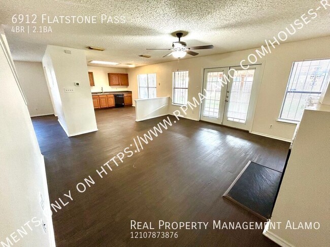 Building Photo - AVAILABLE! 4 Bedroom 2.5 Bath Two Story Ho...