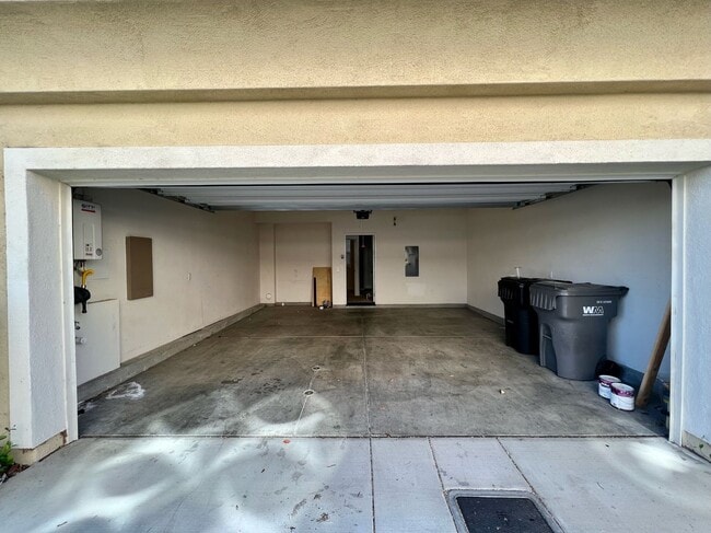 Building Photo - Beautiful 4 Bedroom Condominium with Attached Garage Located in Gated Community of Eastvale