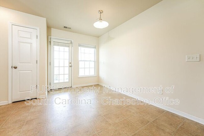Building Photo - 318 Deep River Rd
