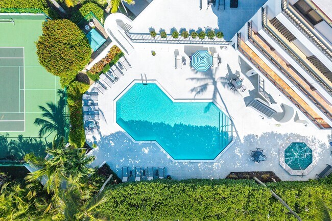 Building Photo - 120 S Ocean Blvd