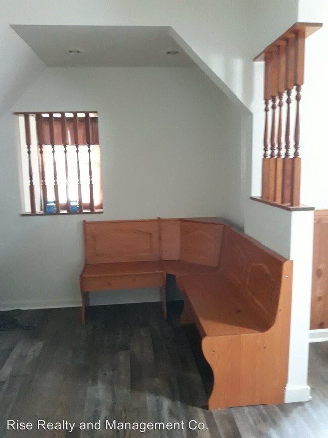 Building Photo - 3 br, 2 bath House - 1305 W Fair Avenue