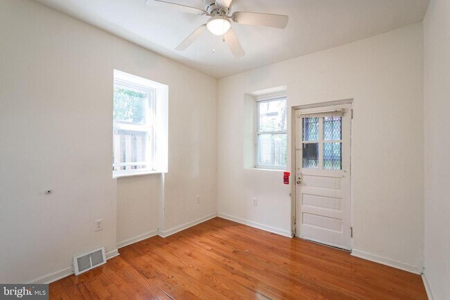 Building Photo - 4329 Osage Ave