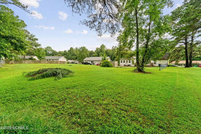 Building Photo - 128 Sweet Water Dr