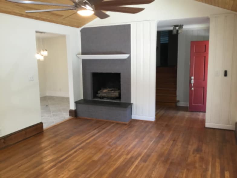 Building Photo - 312 Harvey Cir