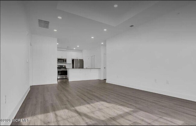 Building Photo - 1021 Vanderbergh Blvd