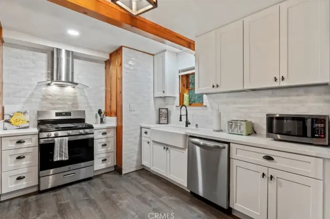 Building Photo - 26776 CA-189