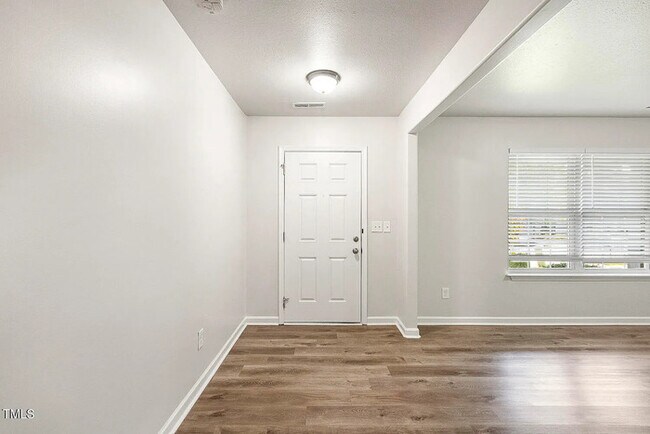 Building Photo - Earn Wealth While Leasing - Like a Homeown...