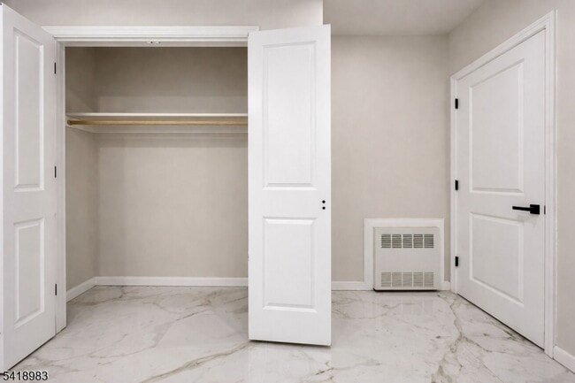 Building Photo - 310 Winans Ave