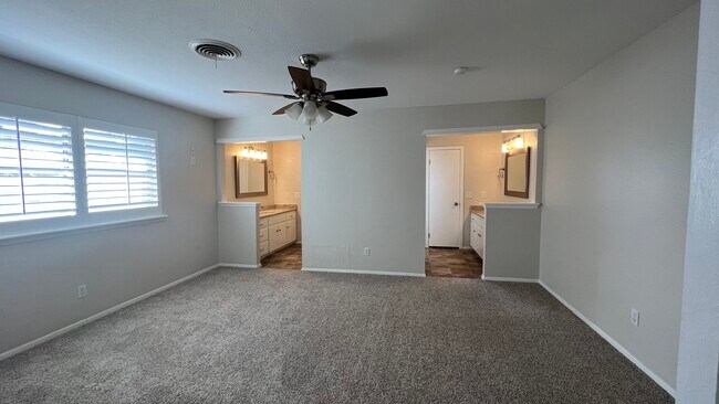 Building Photo - 6512 Garwood Rd