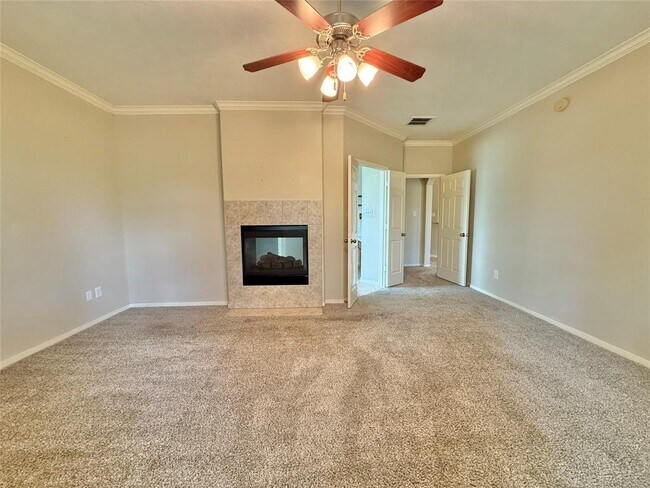 Building Photo - 25314 Oak Knot Dr