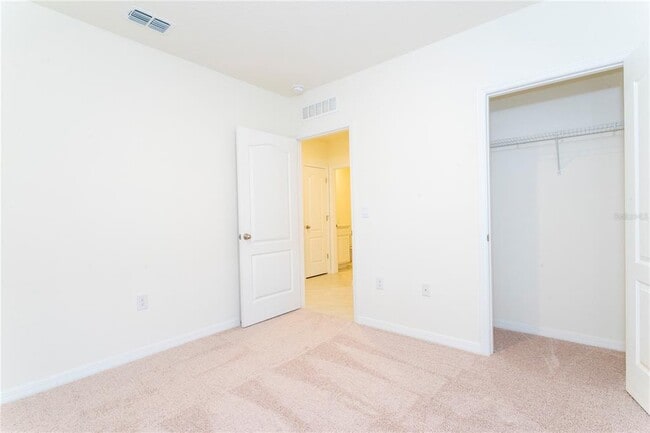 Building Photo - 2847 Common Crane Ct