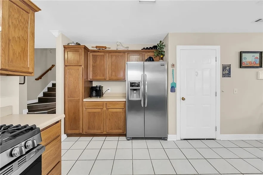 Building Photo - 11058 Rose Ct