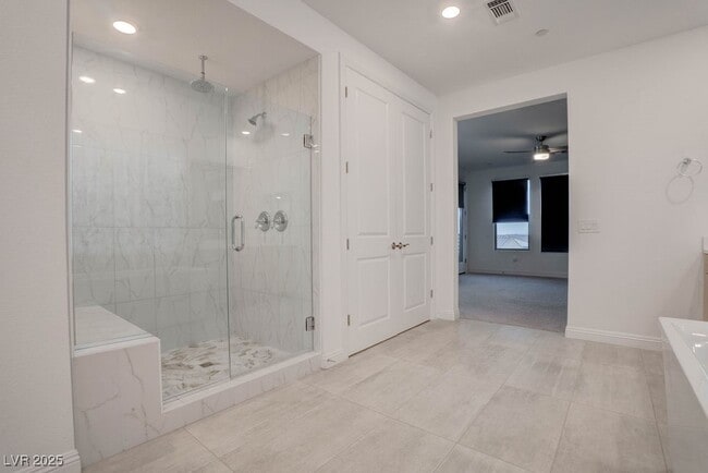 Building Photo - 230 Carmel Sky St