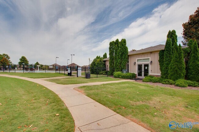Building Photo - 368 Harbor Glen Dr SW