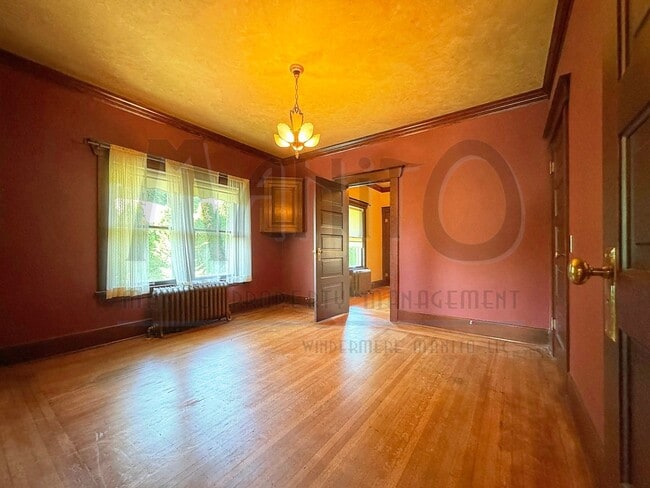 Building Photo - **COMING SOON** South Hill Swank