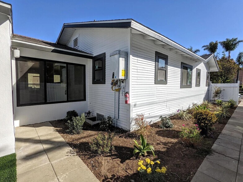 Building Photo - 1113 24th St