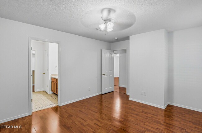 Building Photo - 7362 Mesquite Sun Ln