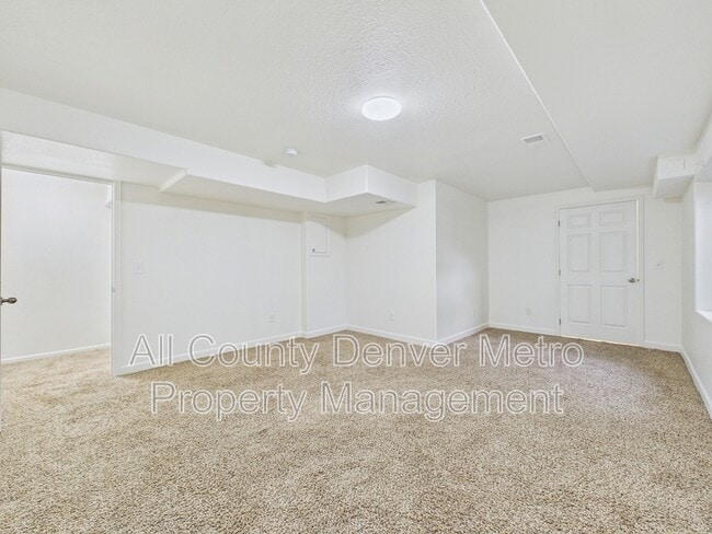 Building Photo - 11624 W 62nd Pl