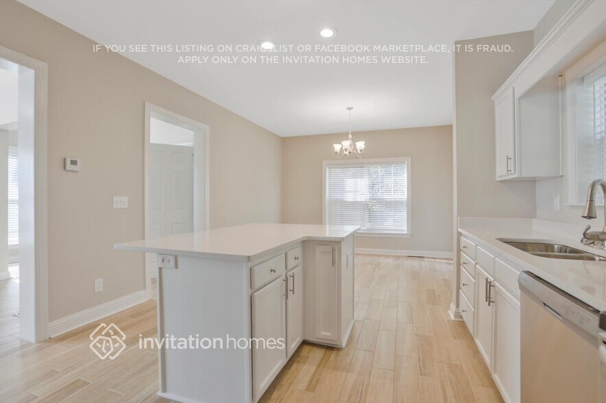 Building Photo - 3298 Sugar Creek Trce