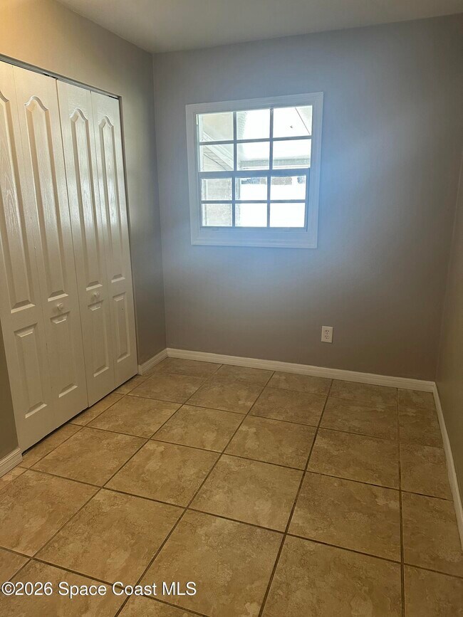 Building Photo - 205 Crown Blvd