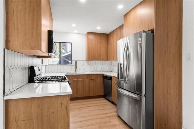 Building Photo - 7800 Turquoise Trail