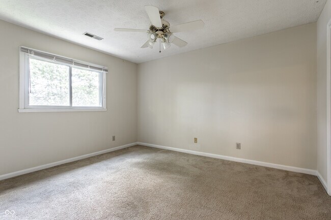 Building Photo - 795 Grace Dr