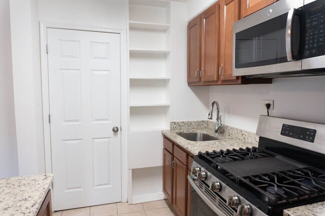 Building Photo - Charming 2BR Home in Lily Ponds NE DC – Ac...