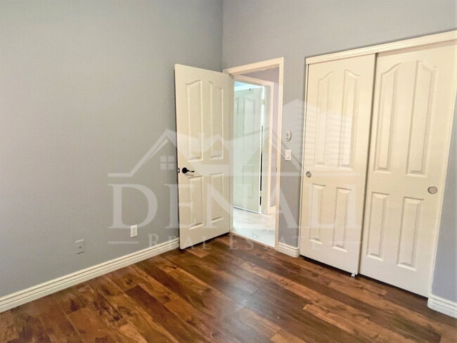 Building Photo - 4523 E Swilling Rd