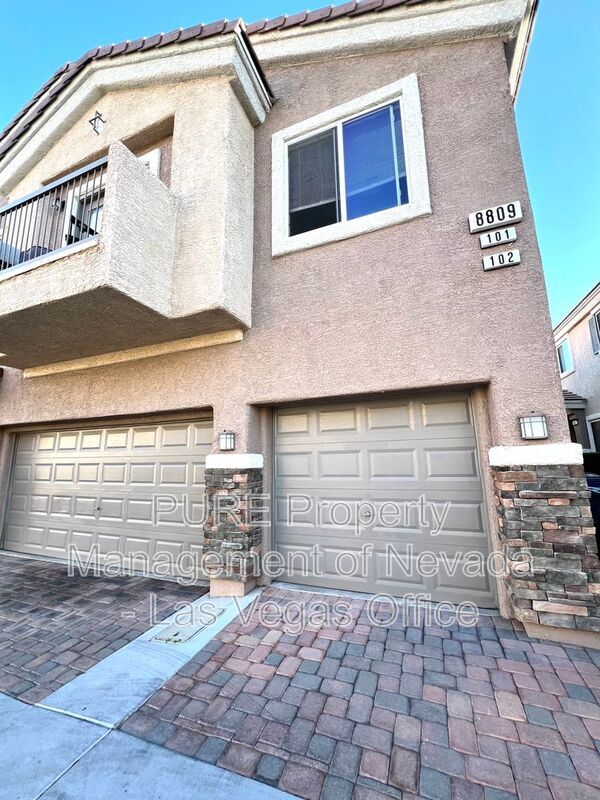 Building Photo - 8809 Horizon Wind Ave