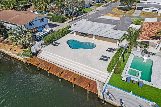 Building Photo - 915 NW 7th St