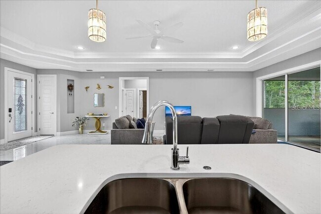 Building Photo - 128 Blare Dr