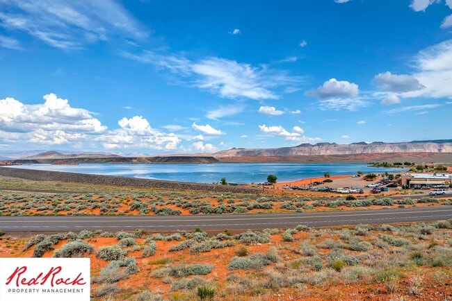 Building Photo - 4 Bedroom Home In The Dunes At Sand Hollow...