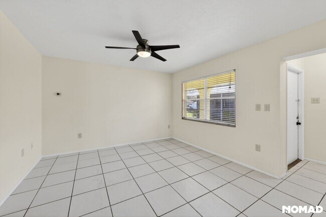 Building Photo - 253 Glenwood Ave