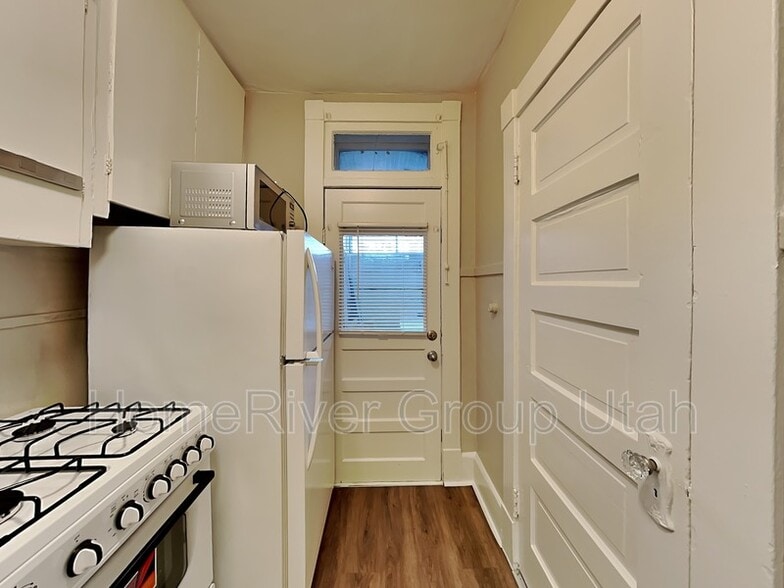 Building Photo - 314 S 700 E